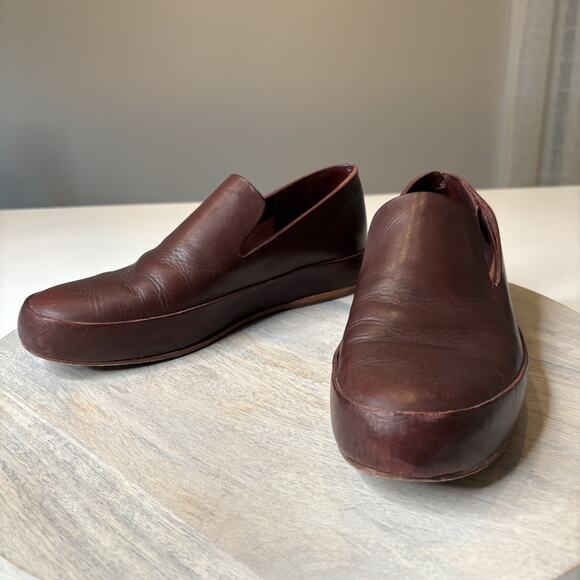 Feit Handmade Maroon Red Leather Slip-On Loafers Minimalist Women's Size 9 US - Picture 3 of 9
